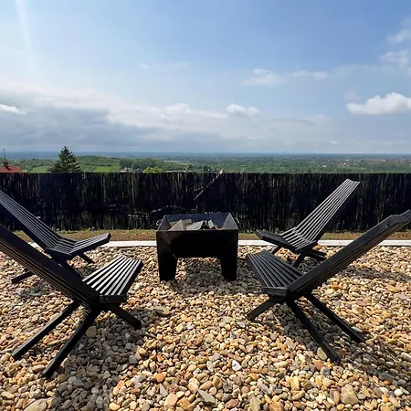 بيت للعطل Ruza Vetrova Mislodin