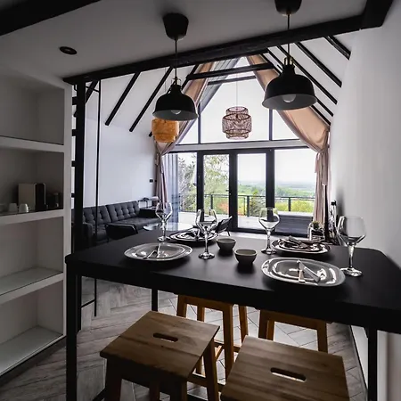 Ruza Vetrova بيت للعطل